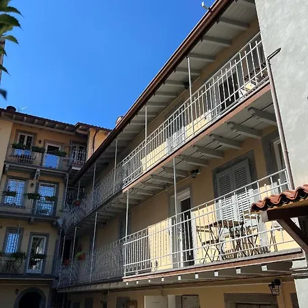 Borgovivo Il Tuo Loft In Centro Citta Διαμέρισμα *