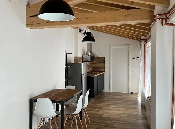 Borgovivo Loft Modern Center