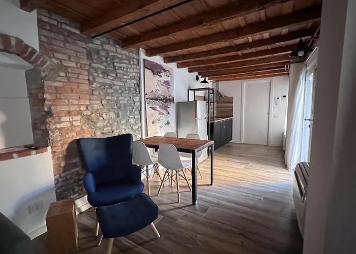 Borgovivo Loft Modern Center